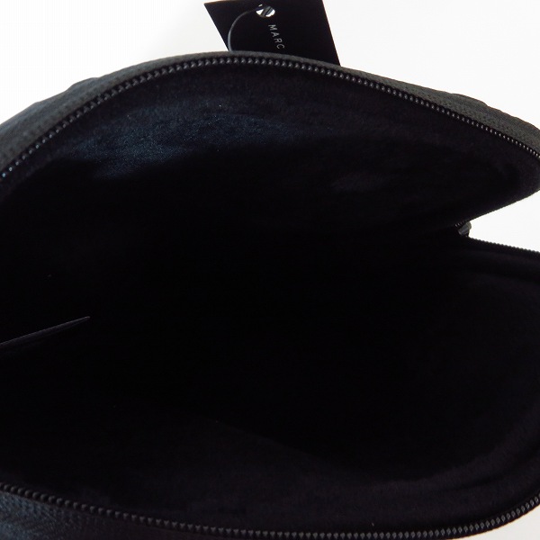 実際に弊社で買取させて頂いたMARC BY MARC JACOBS/マークバイマークジェイコブス PC タブレットケース ブラック M6PE024の画像 4枚目