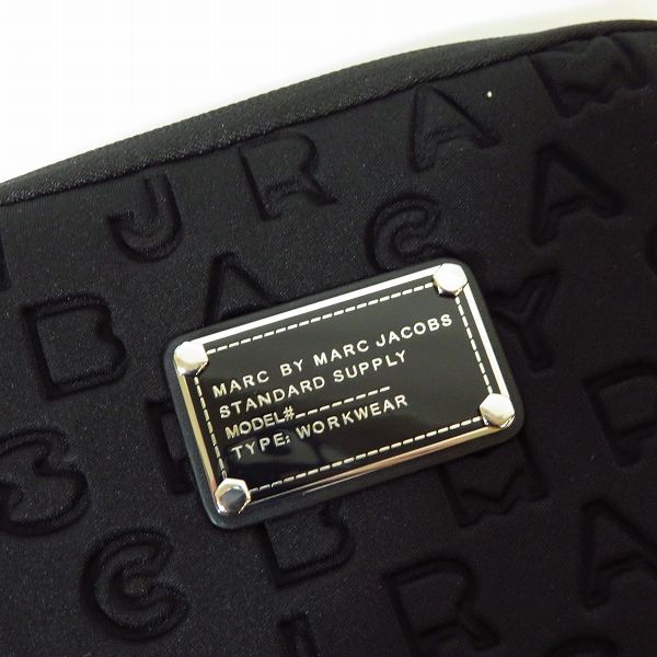 実際に弊社で買取させて頂いたMARC BY MARC JACOBS/マークバイマークジェイコブス PC タブレットケース ブラック M6PE024の画像 3枚目