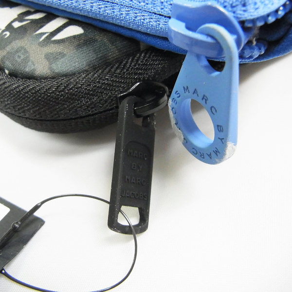 実際に弊社で買取させて頂いた【未使用】MARC BY MARC JACOBS/マークバイマークジェイコブス PC タブレットケース M0001053A/M6131016 2点セットの画像 5枚目