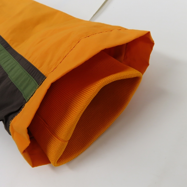 実際に弊社で買取させて頂いたFILA/フィラ ナイロンジャケット/トラックジャケット/クルーネックスウェット等 LL 4点セットの画像 9枚目