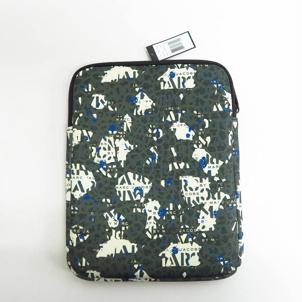 実際に弊社で買取させて頂いた【未使用】MARC BY MARC JACOBS/マークバイマークジェイコブス PC タブレットケース/クラッチバッグ M0001054Aの画像 1枚目
