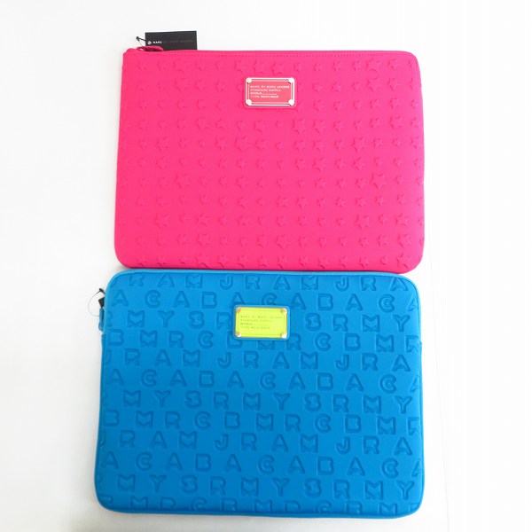 実際に弊社で買取させて頂いたMARC BY MARC JACOBS/マークバイマークジェイコブス PCタブレットケース/クラッチバッグ M6134045/M6131062  2点セット