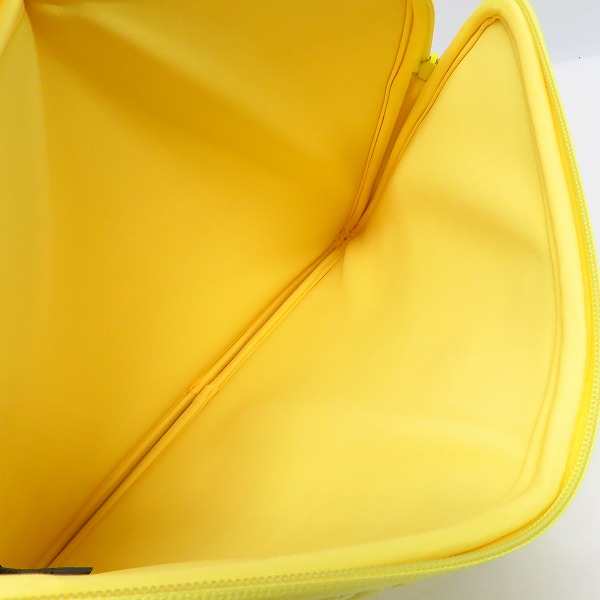 実際に弊社で買取させて頂いた【未使用】MARC BY MARC JACOBS/マークバイマークジェイコブス PC タブレットケース M0003461/M6PE022 2点セットの画像 5枚目