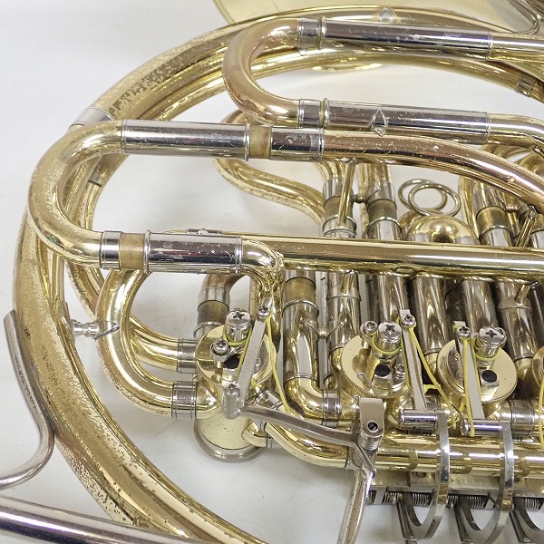 実際に弊社で買取させて頂いた★【ジャンク】YAMAHA/ヤマハ YHR-664/YHR664 フレンチホルン ゴールド ハードケース付の画像 8枚目