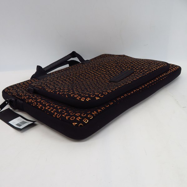 実際に弊社で買取させて頂いたMARC BY MARC JACOBS/マークバイマークジェイコブス ロゴ PCケース/ブリーフケース M0003984の画像 2枚目