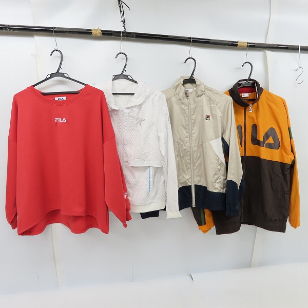 実際に弊社で買取させて頂いたFILA/フィラ ナイロンジャケット/トラックジャケット/クルーネックスウェット等 LL 4点セット