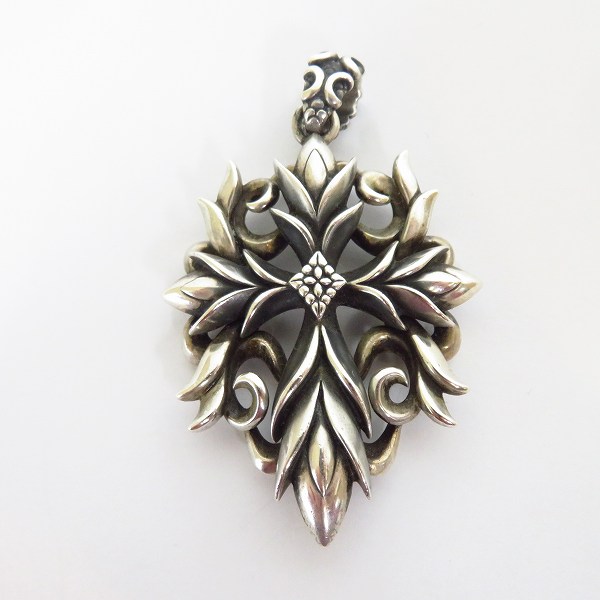 実際に弊社で買取させて頂いたBloody Mary/ブラッディマリー アンドロメダペンダントの画像 1枚目