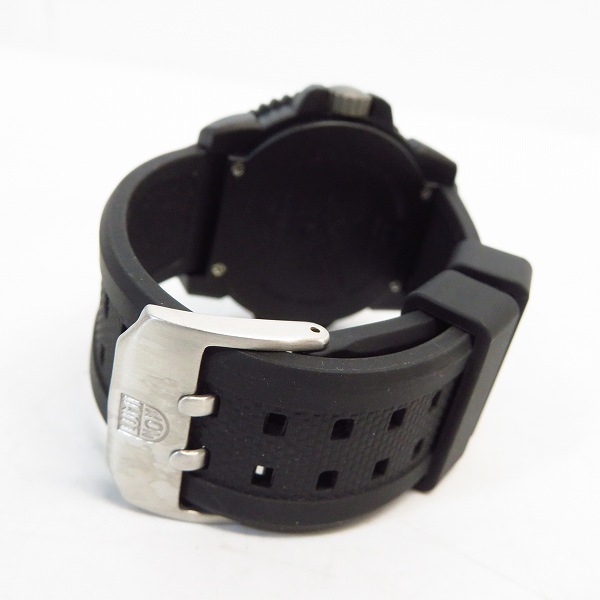 実際に弊社で買取させて頂いたLUMINOX/ルミノックス 腕時計 ネイビーシールズ 黒/緑 3050/3950 の画像 2枚目