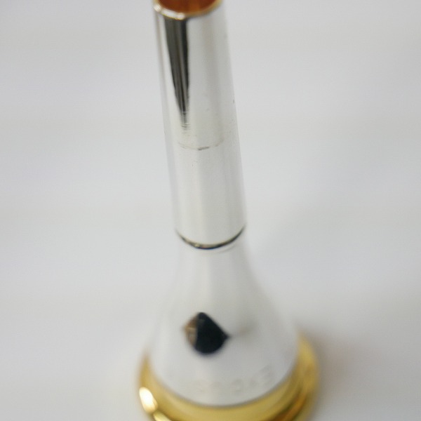 実際に弊社で買取させて頂いたJK/ヨットカー Exclusive 2DM A1 フレンチホルン用 マウスピース ゴールドリムの画像 5枚目