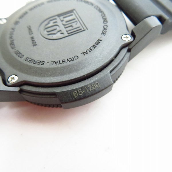 実際に弊社で買取させて頂いたLUMINOX/ルミノックス Ref.0323 LEATHERBACK SEA TURTLE GIANT 0320 SERIES NAVY BLUEの画像 3枚目