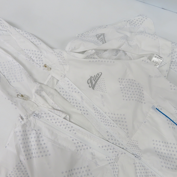 実際に弊社で買取させて頂いたFILA/フィラ ナイロンジャケット/トラックジャケット/クルーネックスウェット等 LL 4点セットの画像 4枚目