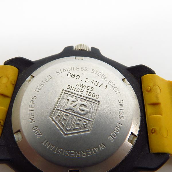 実際に弊社で買取させて頂いたTAG HEUER/タグホイヤー フォーミュラ1 ラバーベルト 腕時計 380.513/1【動作未確認】の画像 3枚目