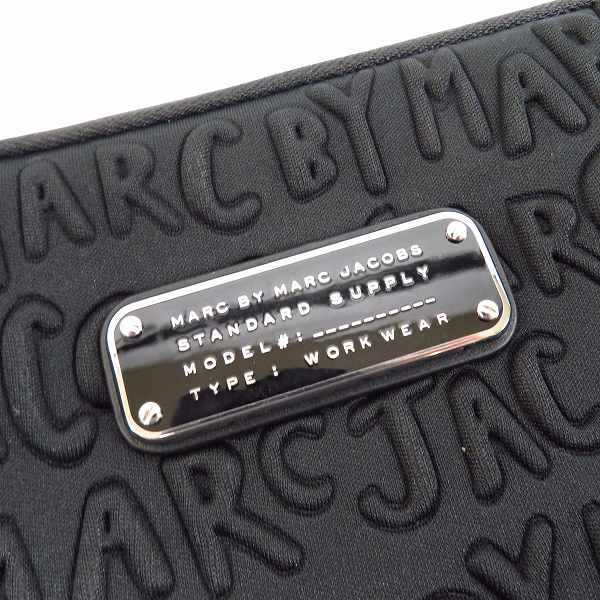 実際に弊社で買取させて頂いた【未使用】MARC BY MARC JACOBS/マークバイマークジェイコブス PCタブレットケース  M0005245/M0003461/2点セットの画像 2枚目