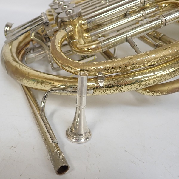 実際に弊社で買取させて頂いた★【ジャンク】YAMAHA/ヤマハ YHR567 フレンチホルン ゴールド ハードケース付の画像 8枚目