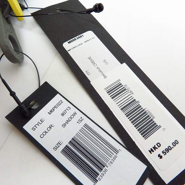 実際に弊社で買取させて頂いた【未使用】MARC BY MARC JACOBS/マークバイマークジェイコブス PC タブレットケース M0003461/M6PE022 2点セットの画像 3枚目