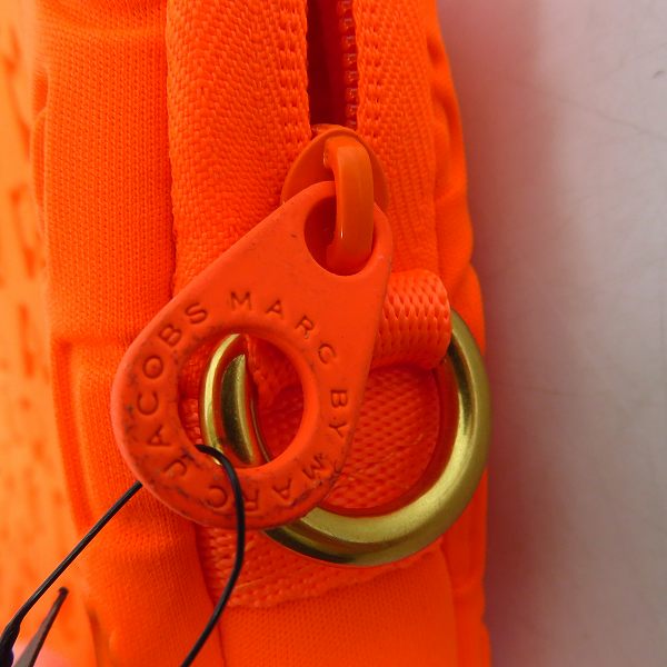 実際に弊社で買取させて頂いた【未使用】MARC BY MARC JACOBS/マークバイマークジェイコブス 2WAY PCケース/ブリーフケース オレンジ系 M6131021 の画像 6枚目