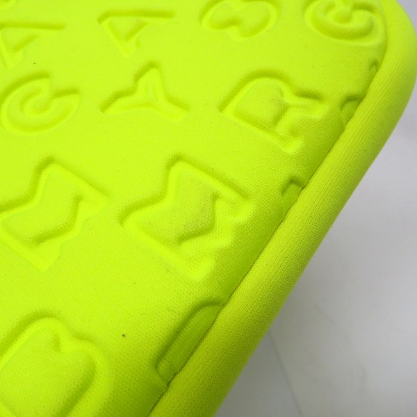 実際に弊社で買取させて頂いた【未使用】MARC BY MARC JACOBS/マークバイマークジェイコブス タブレットケース M6131064/M0001054 2点セットの画像 8枚目