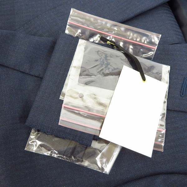 実際に弊社で買取させて頂いたTOMORROWLAND/トゥモローランド ストライプ 3Bスーツ セットアップ 46 の画像 9枚目