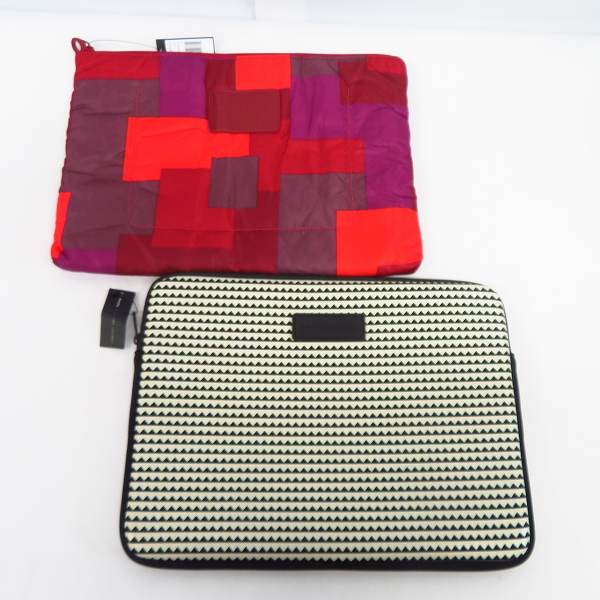 実際に弊社で買取させて頂いた【未使用】MARC BY MARC JACOBS/マークバイマークジェイコブス PCタブレットケース M0003952/M0001311A 2点セット