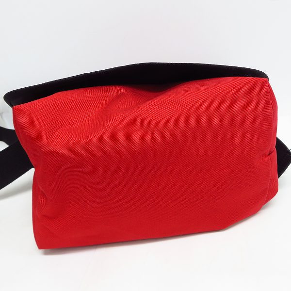 実際に弊社で買取させて頂いたManhattan Portage/マンハッタンポーテージ メッセンジャーバッグ レッド/赤の画像 3枚目