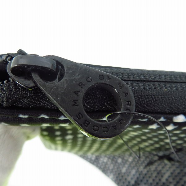 実際に弊社で買取させて頂いた【未使用】MARC BY MARC JACOBS/マークバイマークジェイコブス PCタブレットケース M6131057/M6134042 2点セットの画像 5枚目