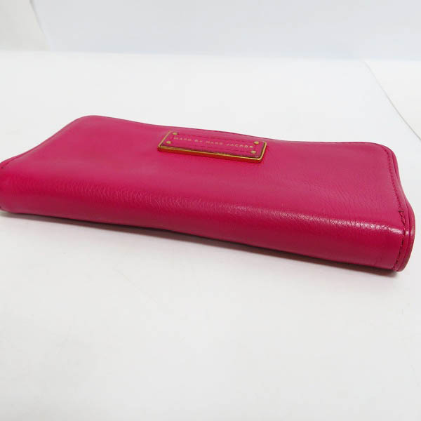 実際に弊社で買取させて頂いたMARC BY MARC JACOBS/マークバイマークジェイコブス レザーウォレット M3131429の画像 2枚目