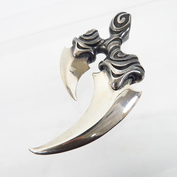 実際に弊社で買取させて頂いた【ギャラ付き】Bloody Mary/ブラッディマリー LA バンパイア ソード ペンダントトップの画像 1枚目