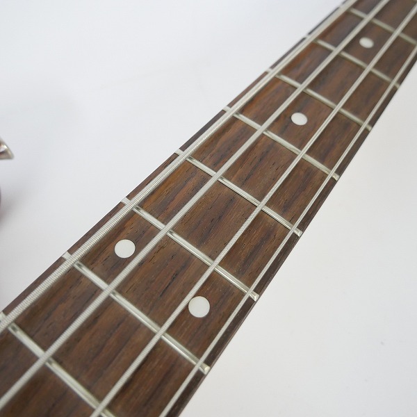 実際に弊社で買取させて頂いた★Bacchus/バッカス Universe Series BJB-400R CAR ジャズベースタイプ エレキベース ソフトケース付きの画像 3枚目