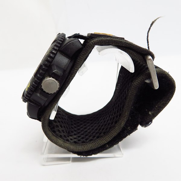 実際に弊社で買取させて頂いたLUMINOX×STUSSY/ルミノックス×ステューシー ネイビーシールズ 腕時計 【動作未確認】の画像 1枚目