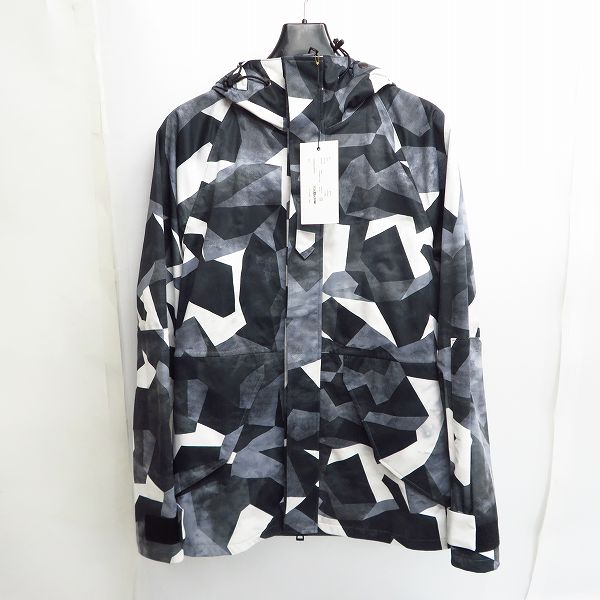 実際に弊社で買取させて頂いた【未使用】AKM/エイケイエム マウンテンパーカー ジャケット カモフラ 迷彩 B338-PET040/L