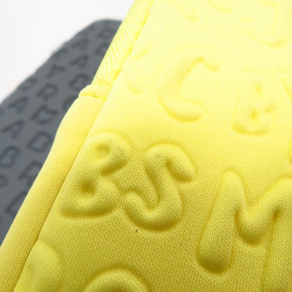 実際に弊社で買取させて頂いた【未使用】MARC BY MARC JACOBS/マークバイマークジェイコブス PC タブレットケース M0003461/M6PE022 2点セットの画像 7枚目