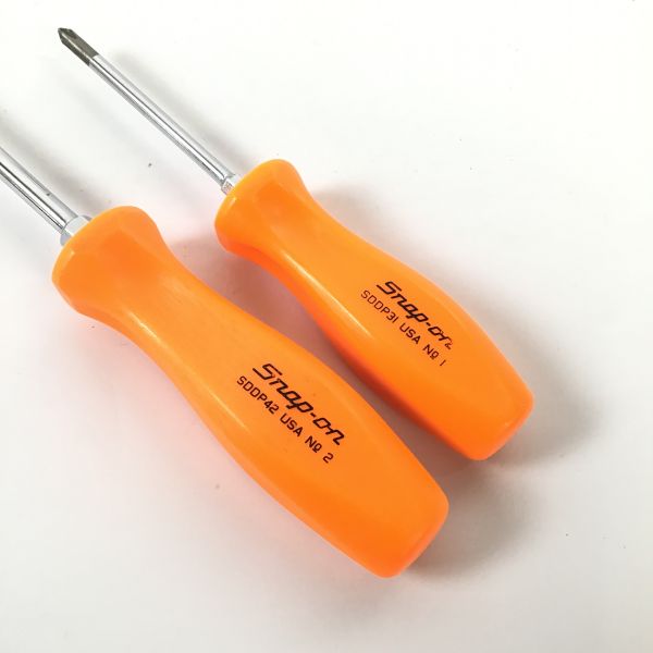 実際に弊社で買取させて頂いたSnap-on/スナップオン SDDP31/SDDP42 プラスドライバー オレンジグリップ 2本セットの画像 1枚目