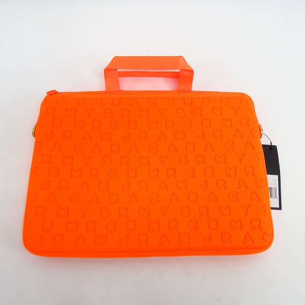 実際に弊社で買取させて頂いた【未使用】MARC BY MARC JACOBS/マークバイマークジェイコブス 2WAY PCケース/ブリーフケース オレンジ系 M6131021 の画像 1枚目