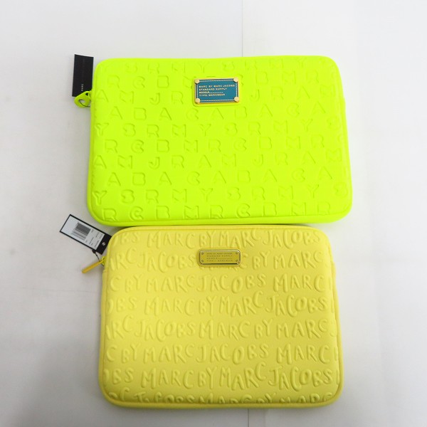 実際に弊社で買取させて頂いた【未使用】MARC BY MARC JACOBS/マークバイマークジェイコブス タブレットケース M0003462/M6131063 2点セット