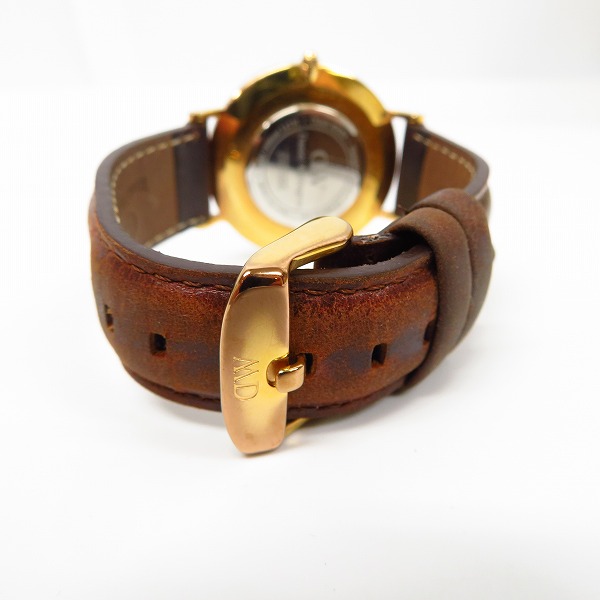 実際に弊社で買取させて頂いたDaniel Wellington/ダニエルウェリントン レザーベルト クオーツ腕時計【動作未確認】の画像 2枚目