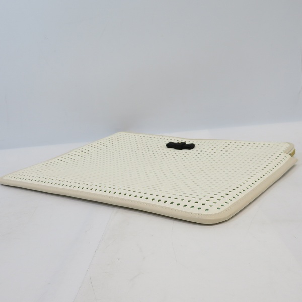 実際に弊社で買取させて頂いたMARC BY MARC JACOBS/マークバイマークジェイコブス PCケース  パンチング M0005945の画像 2枚目