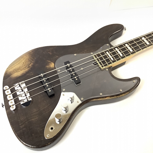 実際に弊社で買取させて頂いた★Bacchus/バッカス エレキベース WOODLINE ASH4/E BLK/OIL Built by ASKA エレキベース ギグケース付き の画像 4枚目