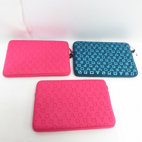 実際に弊社で買取させて頂いた【未使用】MARC BY MARC JACOBS/マークバイマークジェイコブス PC/タブレットケース M6134018/M6131024 3点セット の画像 1枚目