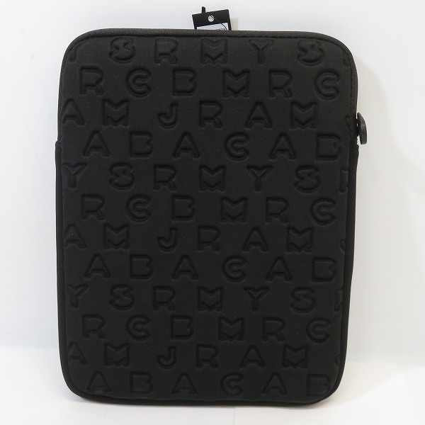 実際に弊社で買取させて頂いた【未使用】MARC BY MARC JACOBS/マークバイマークジェイコブス PC タブレットケース 縦型 ブラック M6PE024の画像 1枚目