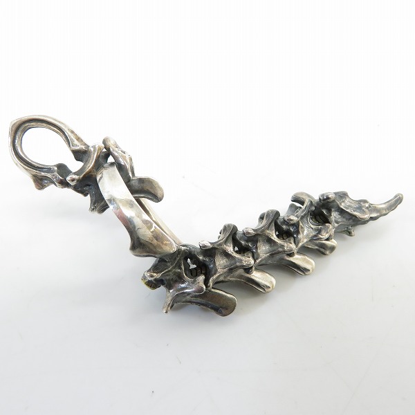 実際に弊社で買取させて頂いたLegio Made/レギオメイド new back bone/ニューバックボーンリング ペンダント カスタムの画像 3枚目