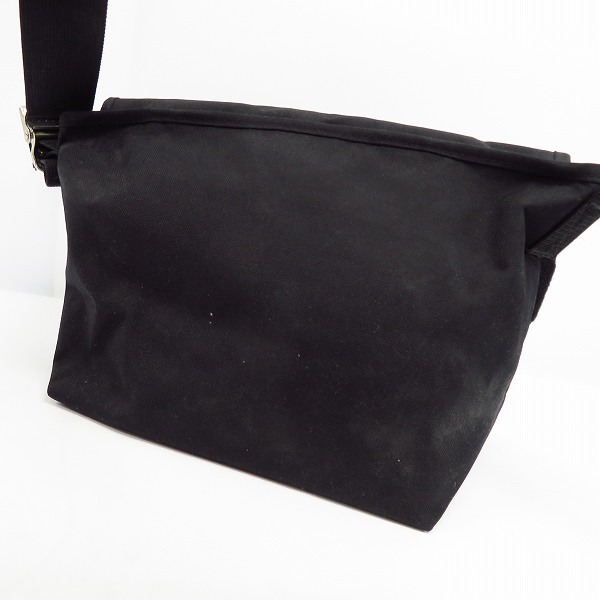 実際に弊社で買取させて頂いたManhattan portage×SNOOPY/マンハッタンポーテージ×スヌーピー ショルダーバック ブラックの画像 1枚目