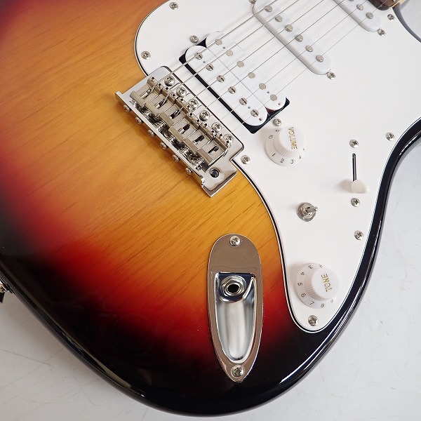 実際に弊社で買取させて頂いた★BUSKER'S/バスカーズ Run For The Future BST-3H ストラトキャスターType ソフトケース付の画像 5枚目