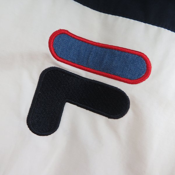 実際に弊社で買取させて頂いたFILA/フィラ ナイロン マウンテンパーカー FM9304/Lの画像 5枚目