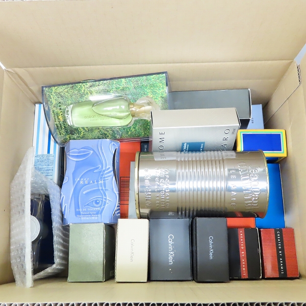 実際に弊社で買取させて頂いたBVLGARI/ブルガリ GIVENCHY/ジバンシー CALVIN KLEIN/カルバンクライン など メンズ 香水/フレグランス おまとめの画像 8枚目