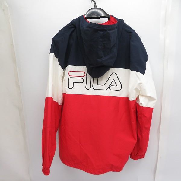 実際に弊社で買取させて頂いたFILA/フィラ ナイロン マウンテンパーカー FM9304/Lの画像 1枚目
