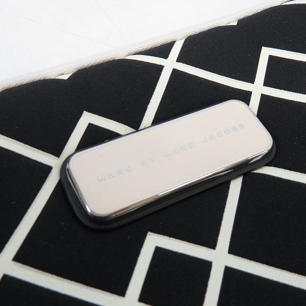 実際に弊社で買取させて頂いたMARC BY MARC JACOBS/マークバイマークジェイコブス PCケース ブラックマルチ M0006213の画像 3枚目