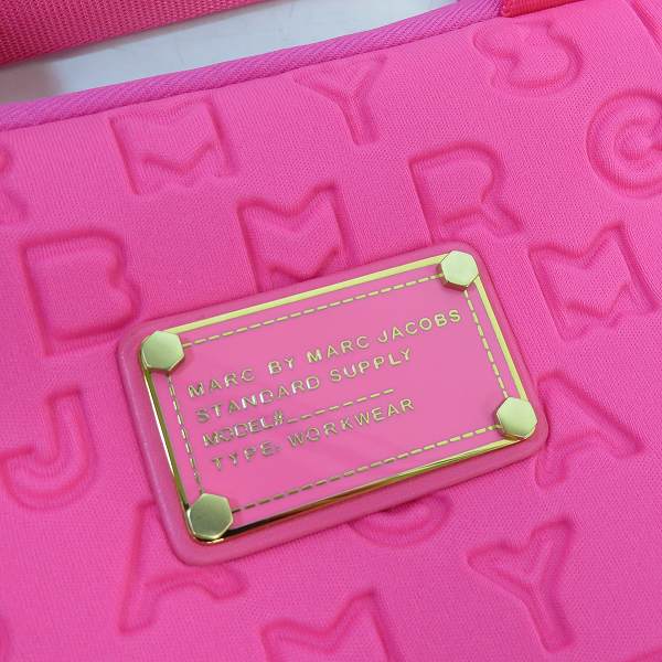 実際に弊社で買取させて頂いた【未使用】MARC BY MARC JACOBS/マークバイマークジェイコブス 2way PC/ブリーフケース ピンク M6131060の画像 3枚目