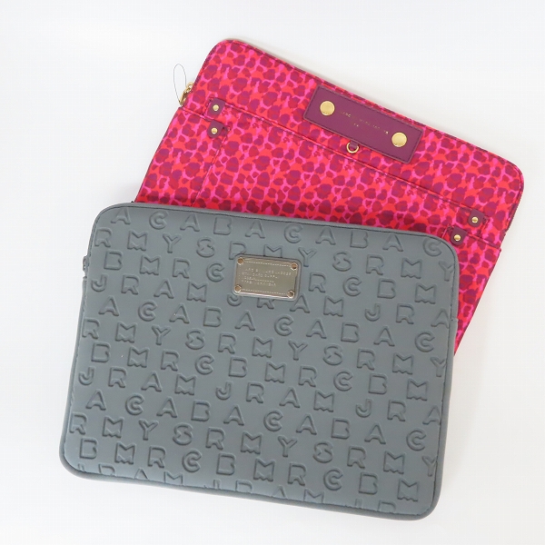 実際に弊社で買取させて頂いた【未使用】MARC BY MARC JACOBS/マークバイマークジェイコブス PC/タブレットケース 型押しロゴ/レオパード 2点セット