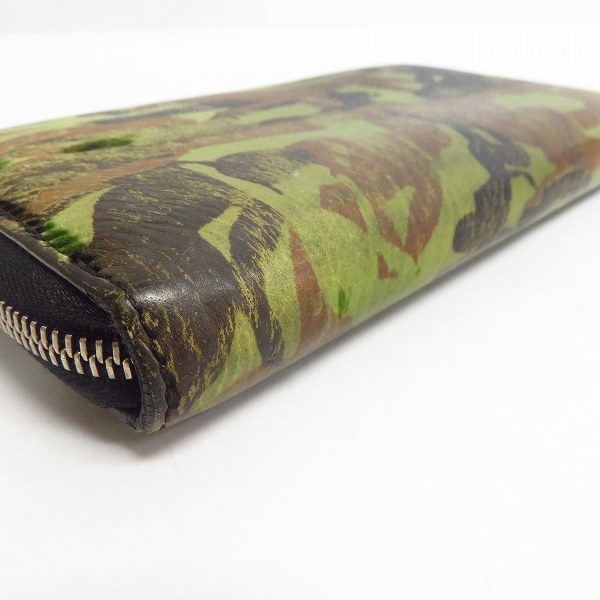 実際に弊社で買取させて頂いたJIMMY CHOO/ジミーチュウ カモフラージュ/迷彩 ハラコ ラウンドファスナー/長財布の画像 2枚目