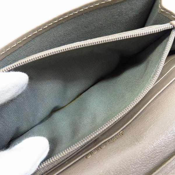 実際に弊社で買取させて頂いたJIMMY CHOO/ジミーチュウ スタースタッズ 二つ折り財布の画像 4枚目